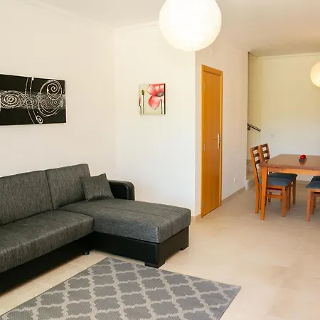 Sunny Apartment Facing The Garden And Pool * Albufeira